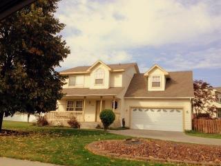 2208 Lilac St, Amber, WA 99004-8648