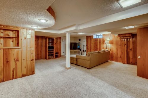 249 Bernard St, Saint Paul MN  55118-1552 exterior