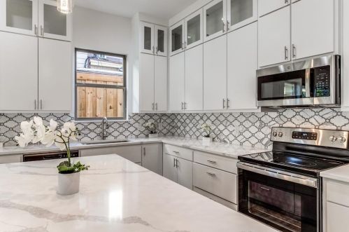 623 9 St, Dallas TX  75208-4901 exterior