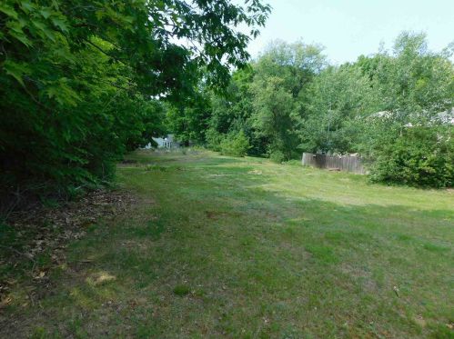 224 Meadow St, Wakefield, NH 03872-4390