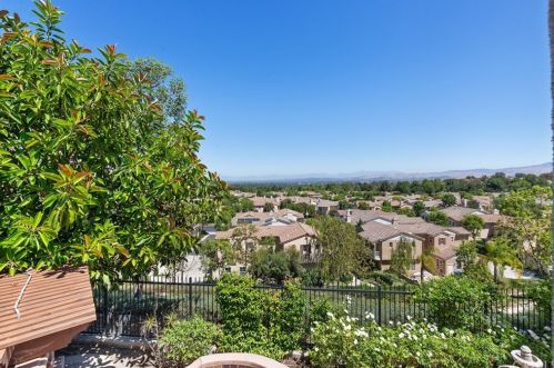 105 Bottlebrush, Irvine CA  92603-0688 exterior