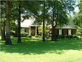4000 Edith Dr, Albany, GA 31721-8106