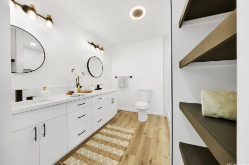 523 Kekupua St, Honolulu HI 96825-2303 exterior