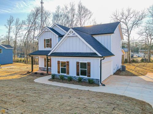 141 May Ln, Carnesville, GA 30521-3536