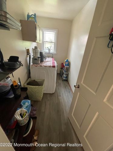 95 Oak Hill Rd, Middletown NJ 07748 exterior