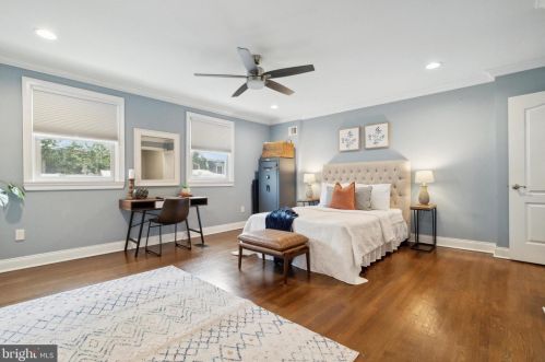 710 Lombard St, Philadelphia PA  19147-1315 exterior