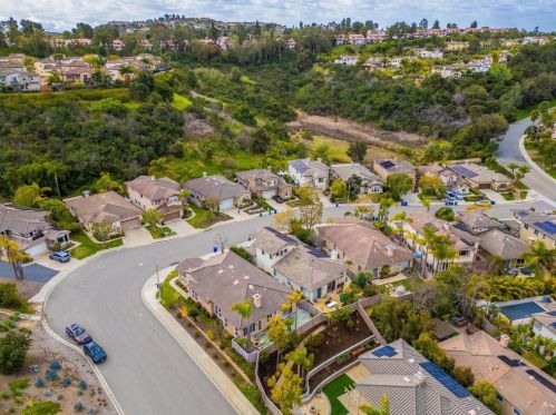 6373 Paseo Aspada, Carlsbad, CA 92009-3010