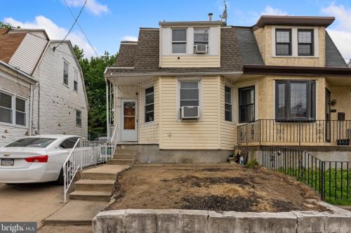 6110 Hegerman St, Philadelphia, PA 19135-3712