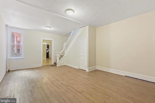 97 17th St, Harrisburg, PA 17103-2322