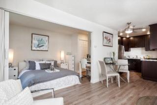 541 Del Medio Ave, Mountain View CA  94040-1170 exterior