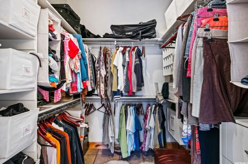 340 Snow Cyn Dr, Kayenta UT 84738-6041 exterior