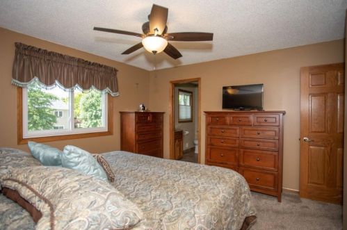 7873 28th St, Saint Paul MN  55128-4803 exterior