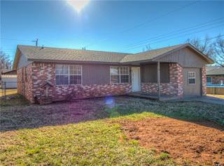312 Forest Ln, Mustang, OK 73064-4114