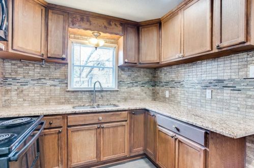 2309 Bonnie Brae Ave, Fort Worth TX  76111-5103 exterior