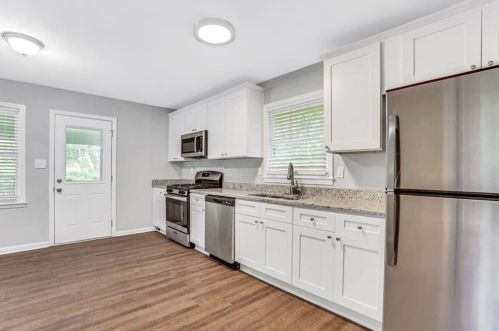 919 Magna Carta Dr, Atlanta GA  30318-6061 exterior