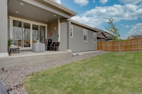 27904 9 Dr, Aurora CO 80018 exterior