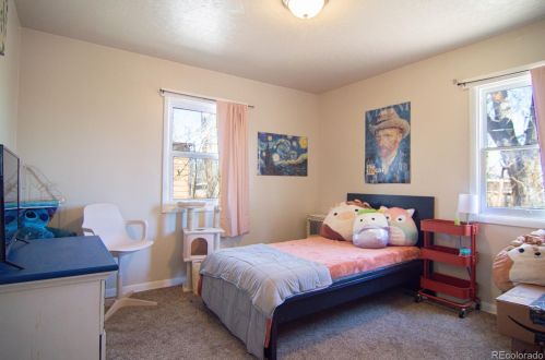 2038 6th Ave, Greeley CO  80631-7106 exterior