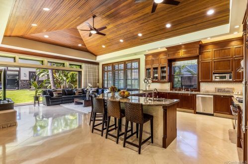 4292 Kahala Ave, Honolulu HI  96816-4822 exterior