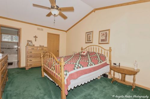 802 Elm St, Pingree Grove IL  60140-8367 exterior