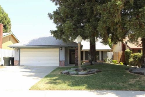 1930 Grant Ct, Visalia, CA 93277-4788