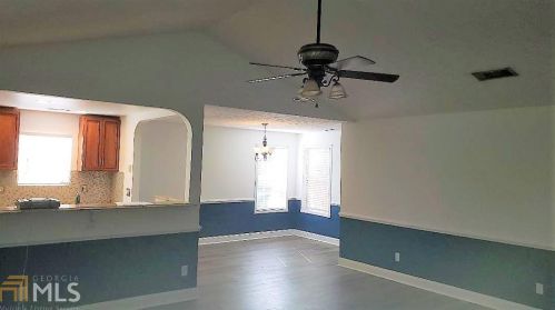 326 Shelley Ln, Locust Grove, GA 30248-4576