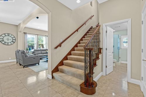 3145 Caldeira Dr, Livermore, CA 94550-6635