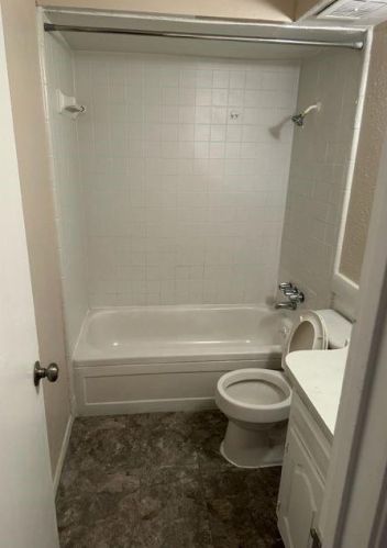 520 Arborview Dr, Garland TX  75043-2936 exterior