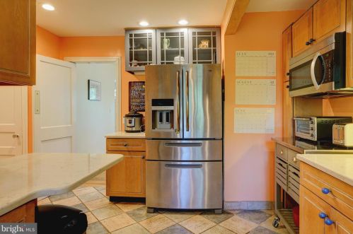 151 Cedar Ln, Princeton NJ  08540-5349 exterior