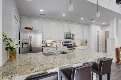 1856 Gordon Mnr, Atlanta, GA 30307-2319