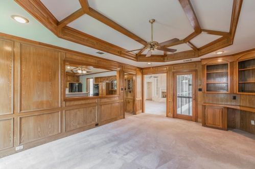 2102 Antibes Dr, Carrollton TX 75006-4327 exterior