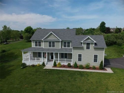 15 Marie Ln, Wallingford, CT 06492-1937