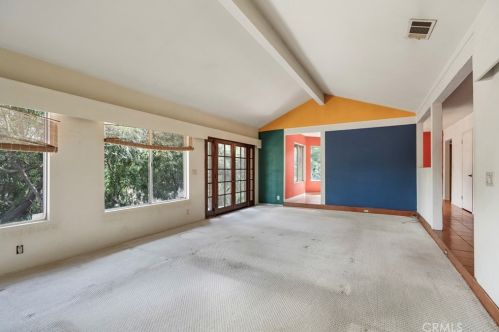 1921 Arroyo Dr, Riverside CA  92506-1610 exterior