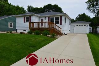 1065 26 St, Midway IA  52302-4373 exterior