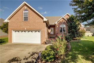 152 Fieldstone Ln, Springfield, TN 37172-7344