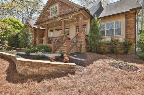 131 High Bluff Trl, Carrollton, GA 30116-4726