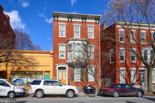 327 Market St, York, PA 17403-5633