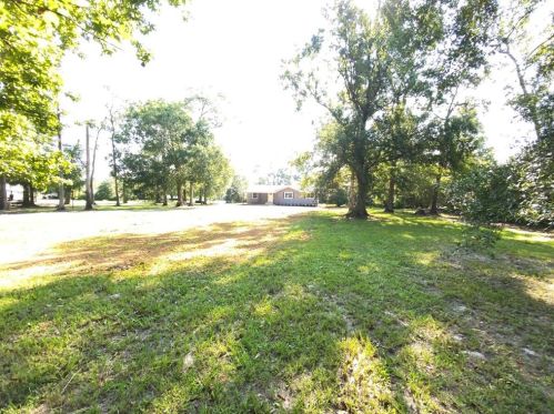 1070 Center Rd, Lakeview, TX 77662
