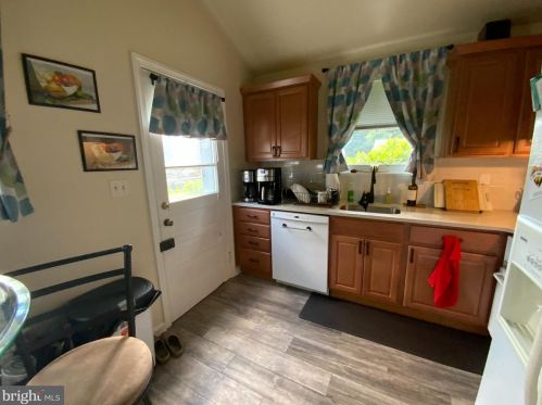 10109 Kinross Ave, Silver Spring MD 20901-2013 exterior