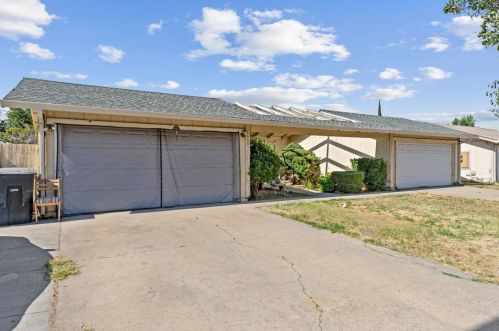 3011 Orangeburg Ave, Modesto, CA 95355-3543