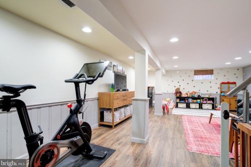 9409 Garwood St, Silver Spring MD 20901-2940 exterior