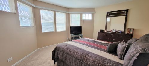 348 Wexford Ct, Carol Stream IL  60188-4828 exterior