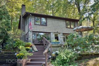 18 South Rd, Bloomingdale, NJ 07403-1425