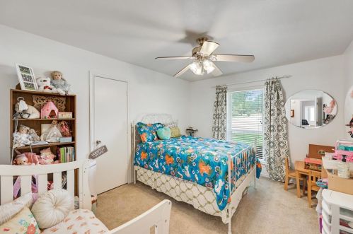 2614 Timberleaf Dr, Carrollton TX 75006-2040 exterior