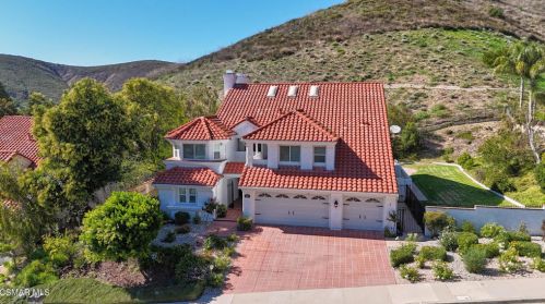 6067 Lake Lindero Dr, Calabasas, CA 91301-4642