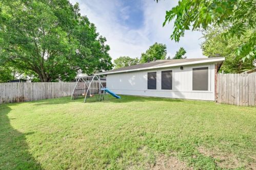 5724 Northfield Dr, Fort Worth TX  76179-3750 exterior