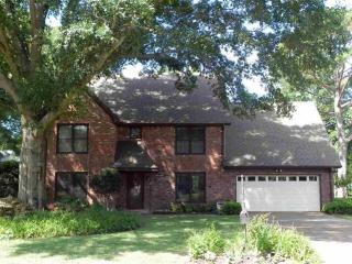 8165 Kimridge Dr, Memphis, TN 38138-2419