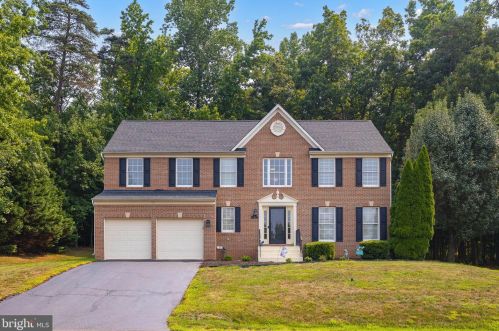 4 Evanshire Dr, Fredericksburg, VA 22406-7231