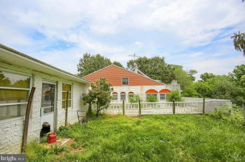 51 Heisers Ln, Carlisle, PA 17015-9205