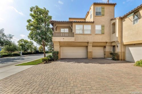 971 Pearleaf Ct, San Marcos, CA 92078-5300