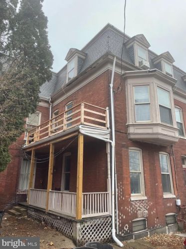 18 Pine St, York, PA 17403-1547